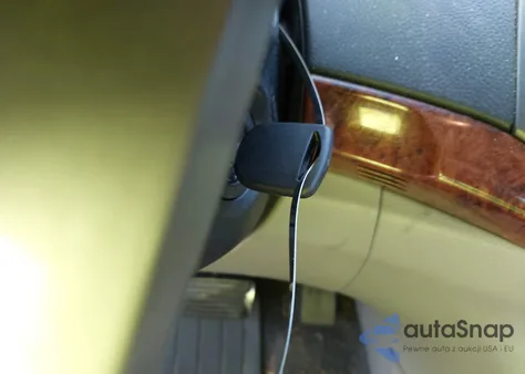 2011 Honda Accord 3.5 Ex-L из США, поврежденный, VIN 1HGCP3F8XBA012081